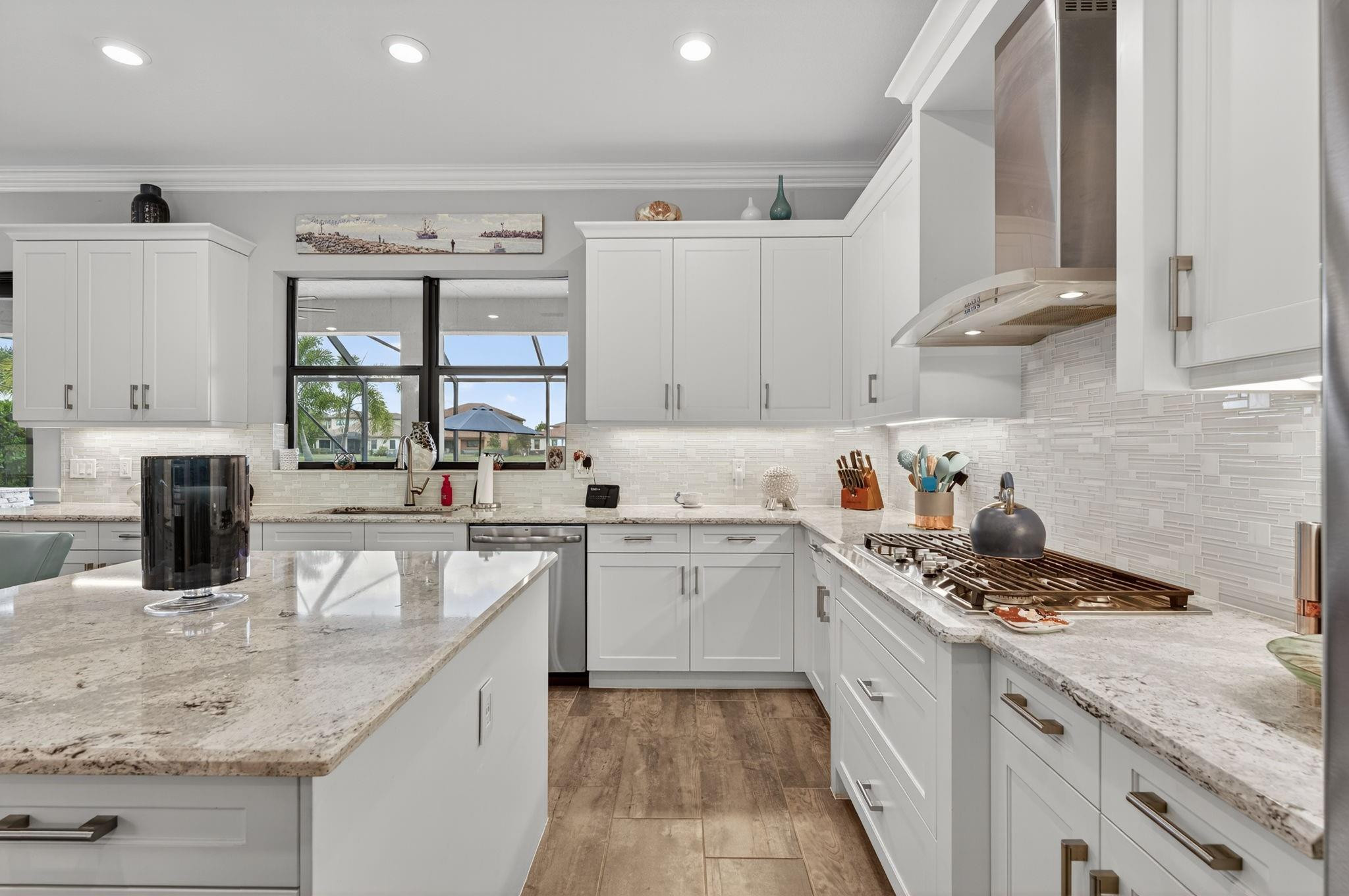 Parkland Bay 183-49 B - Residential