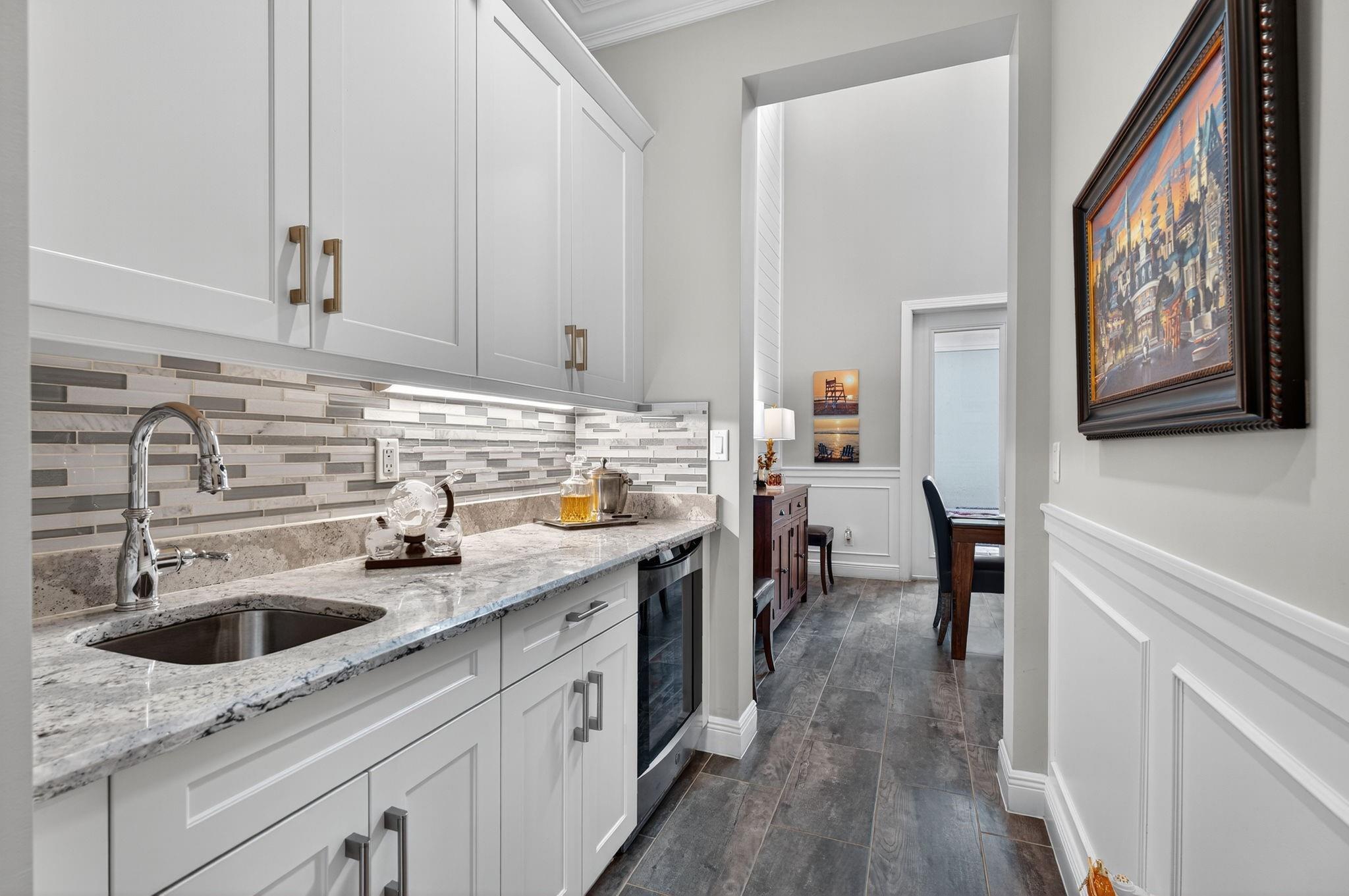 Parkland Bay 183-49 B - Residential