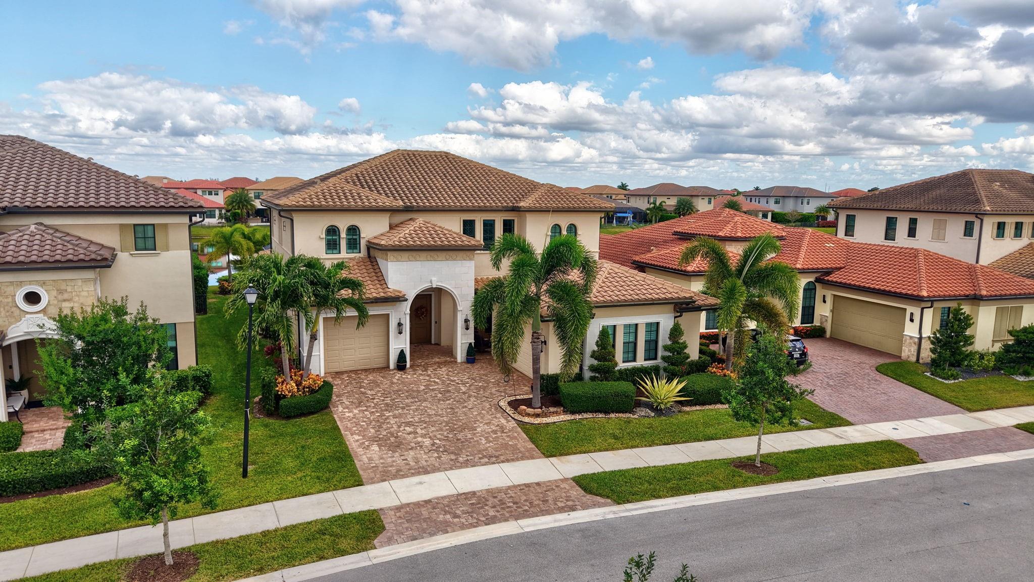 Parkland Bay 183-49 B - Residential