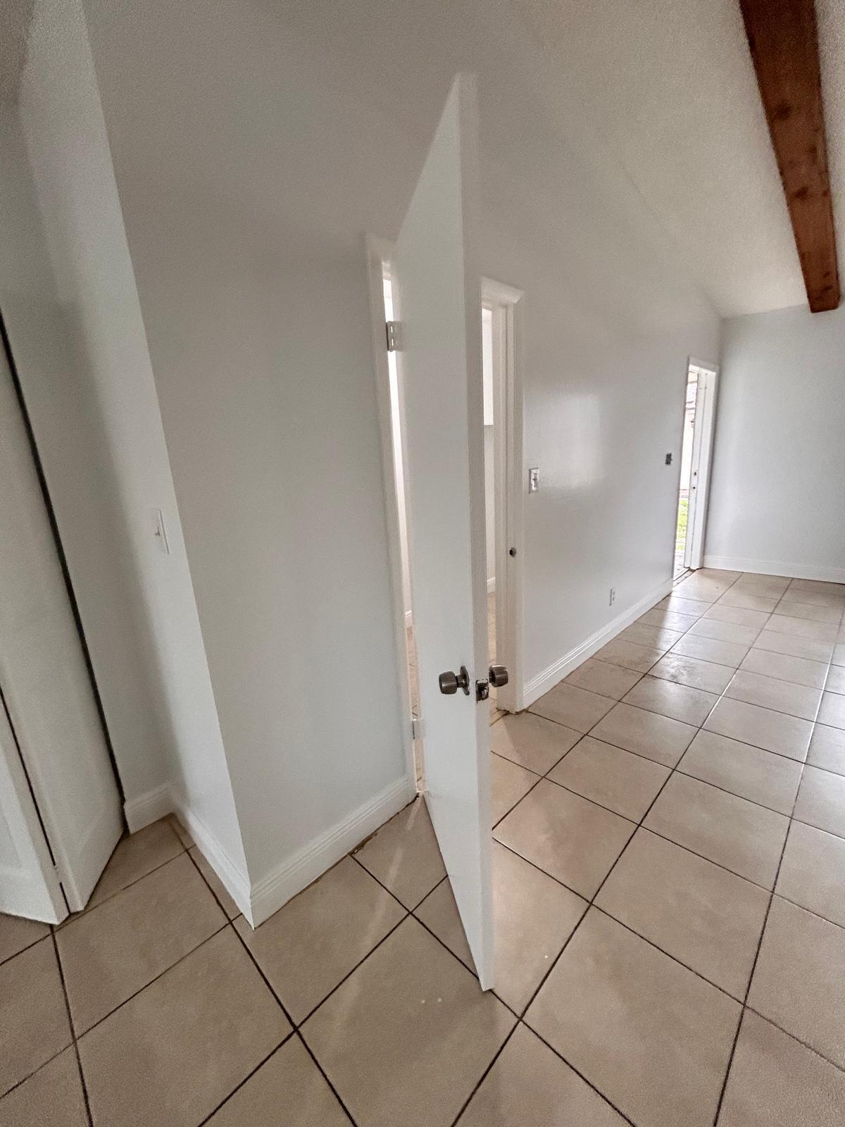 HOLLYWOOD BEACH HEIGHTS SEC - Residential Lease