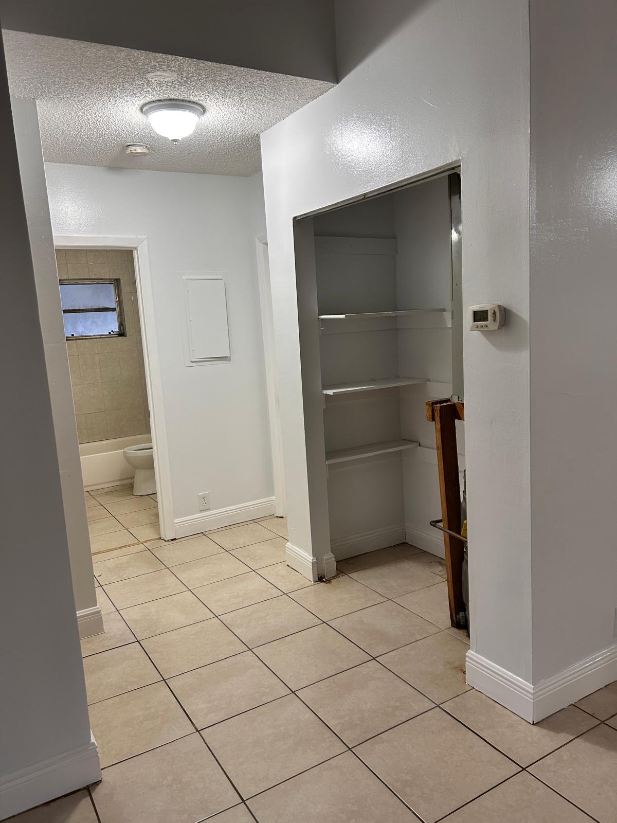 HOLLYWOOD BEACH HEIGHTS SEC - Residential Lease