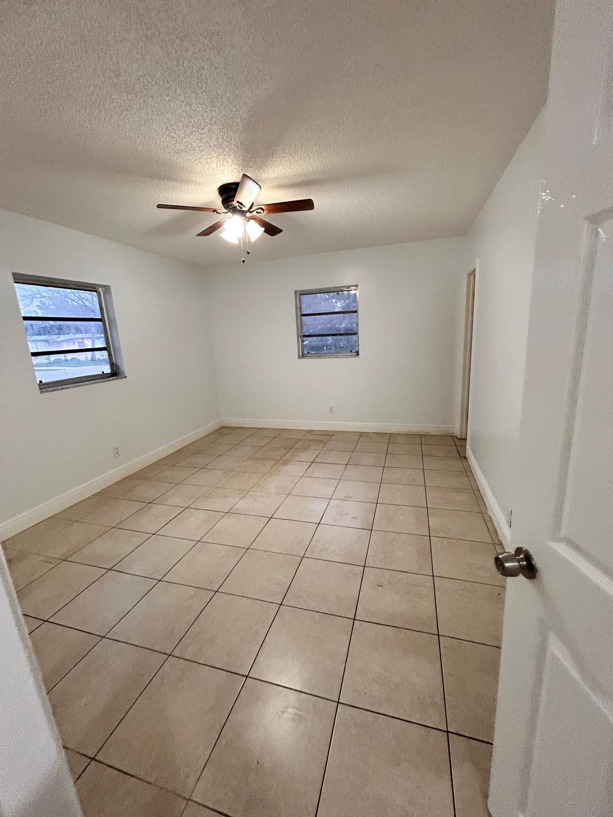 HOLLYWOOD BEACH HEIGHTS SEC - Residential Lease