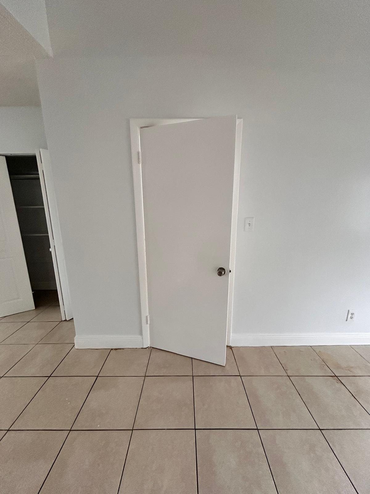 HOLLYWOOD BEACH HEIGHTS SEC - Residential Lease