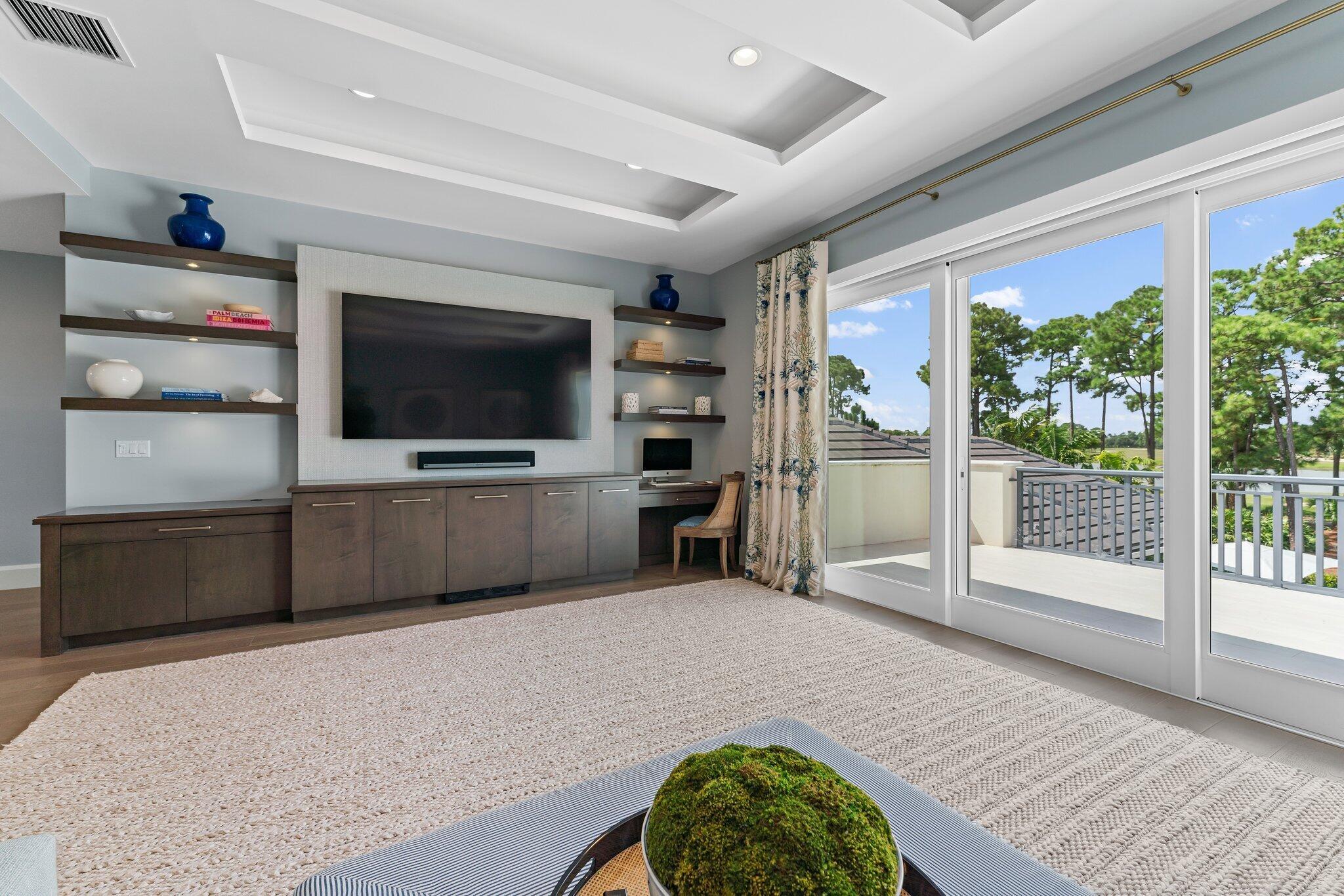 OLD PALM - Residential