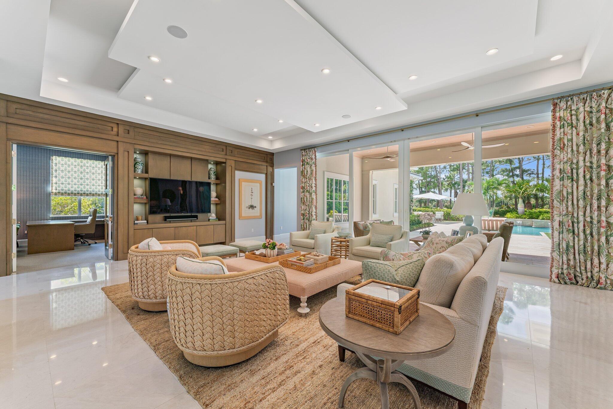 OLD PALM - Residential