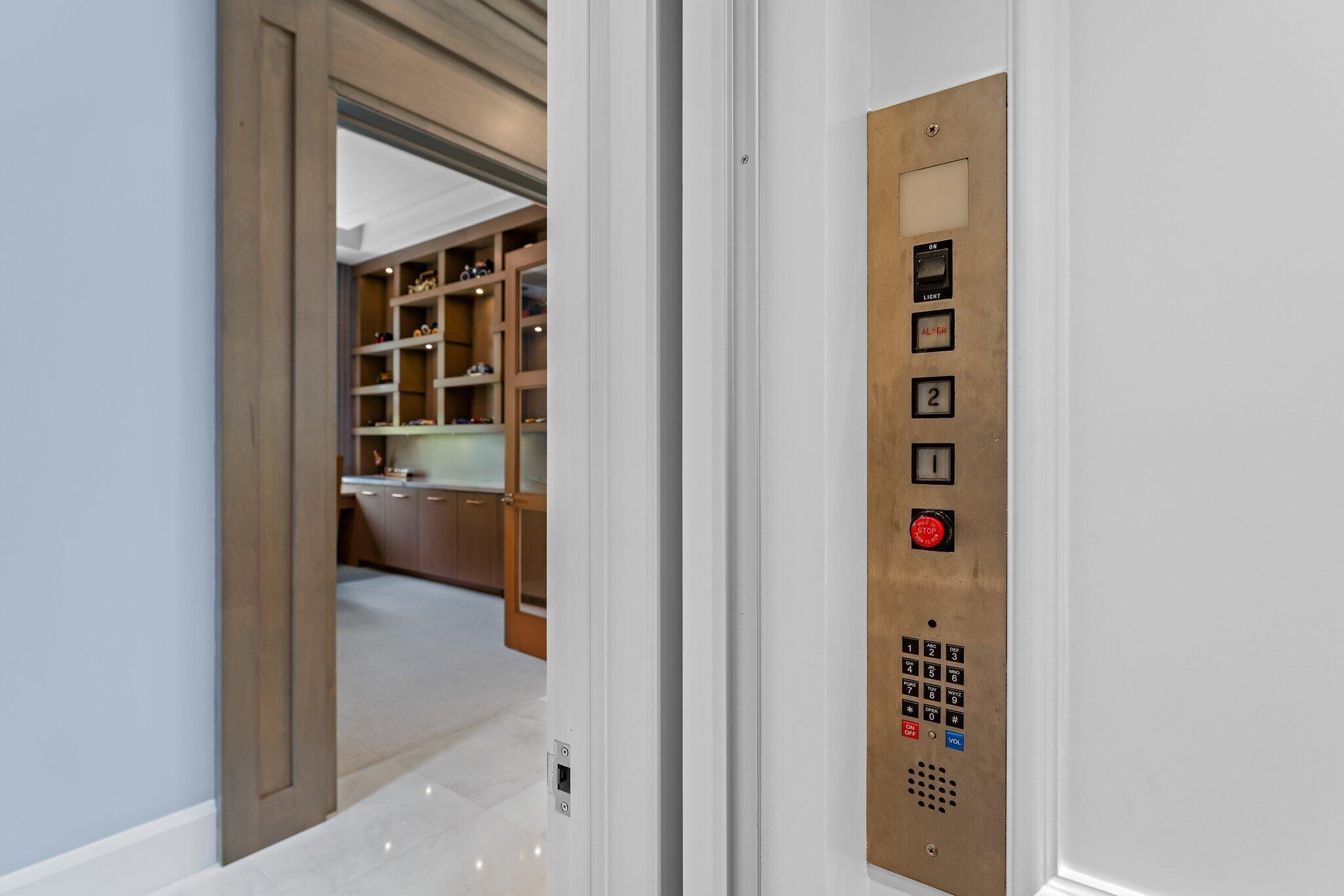 OLD PALM - Residential