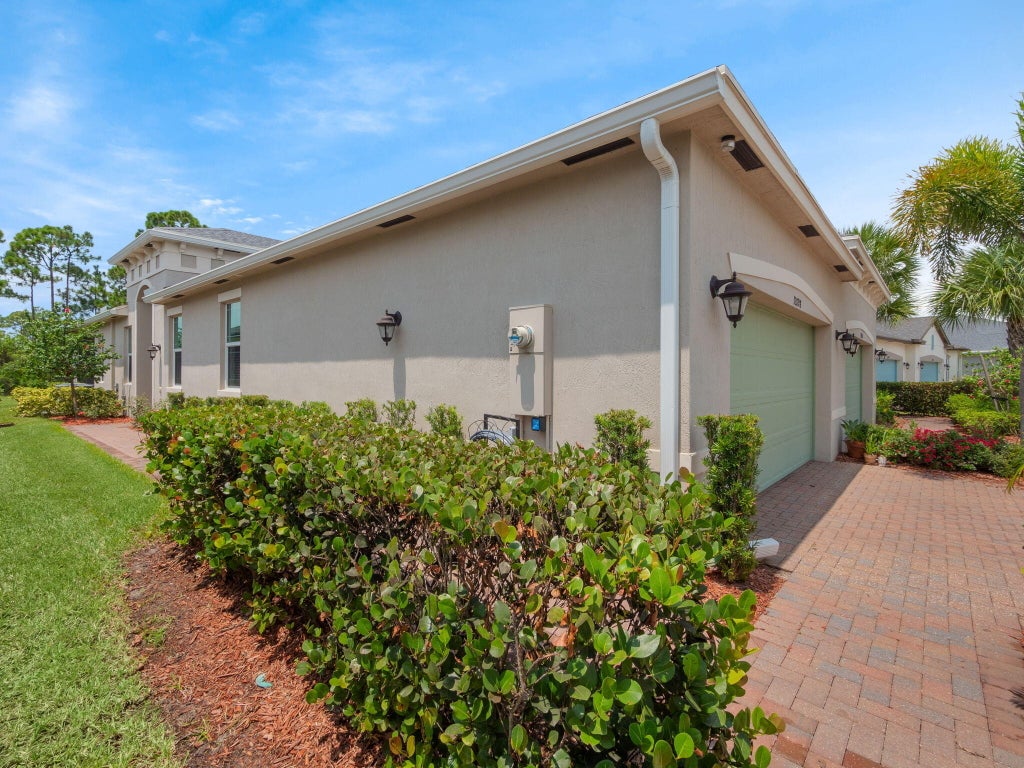 Photo of 12898 SW Lake Fern Circle, Port Saint Lucie, FL 34987 (MLS # R11054904)