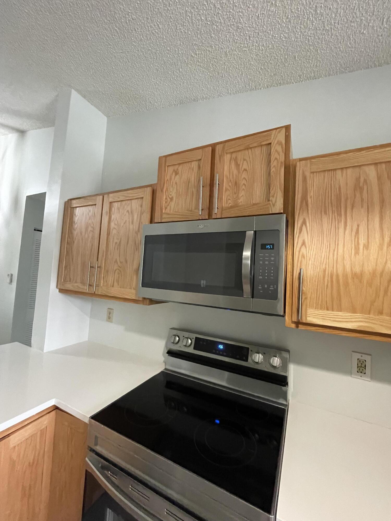 WINDWOOD - Residential Lease