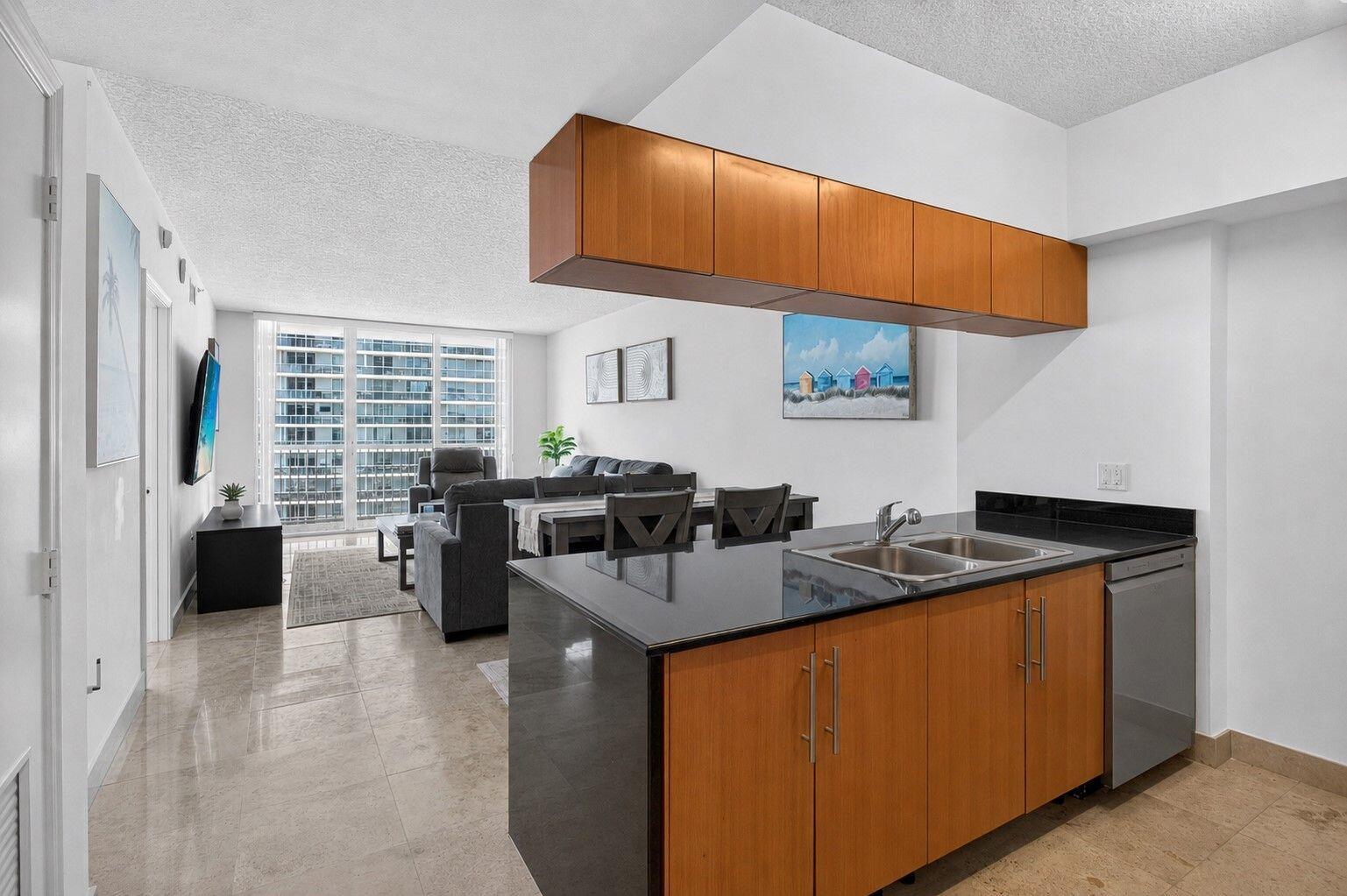1750 N Bayshore Drive 4109