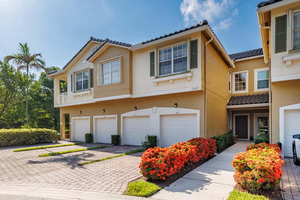 Photo of 1560 SE Sheffield Terrace #102, Stuart, FL 34994 (MLS # B26055391)