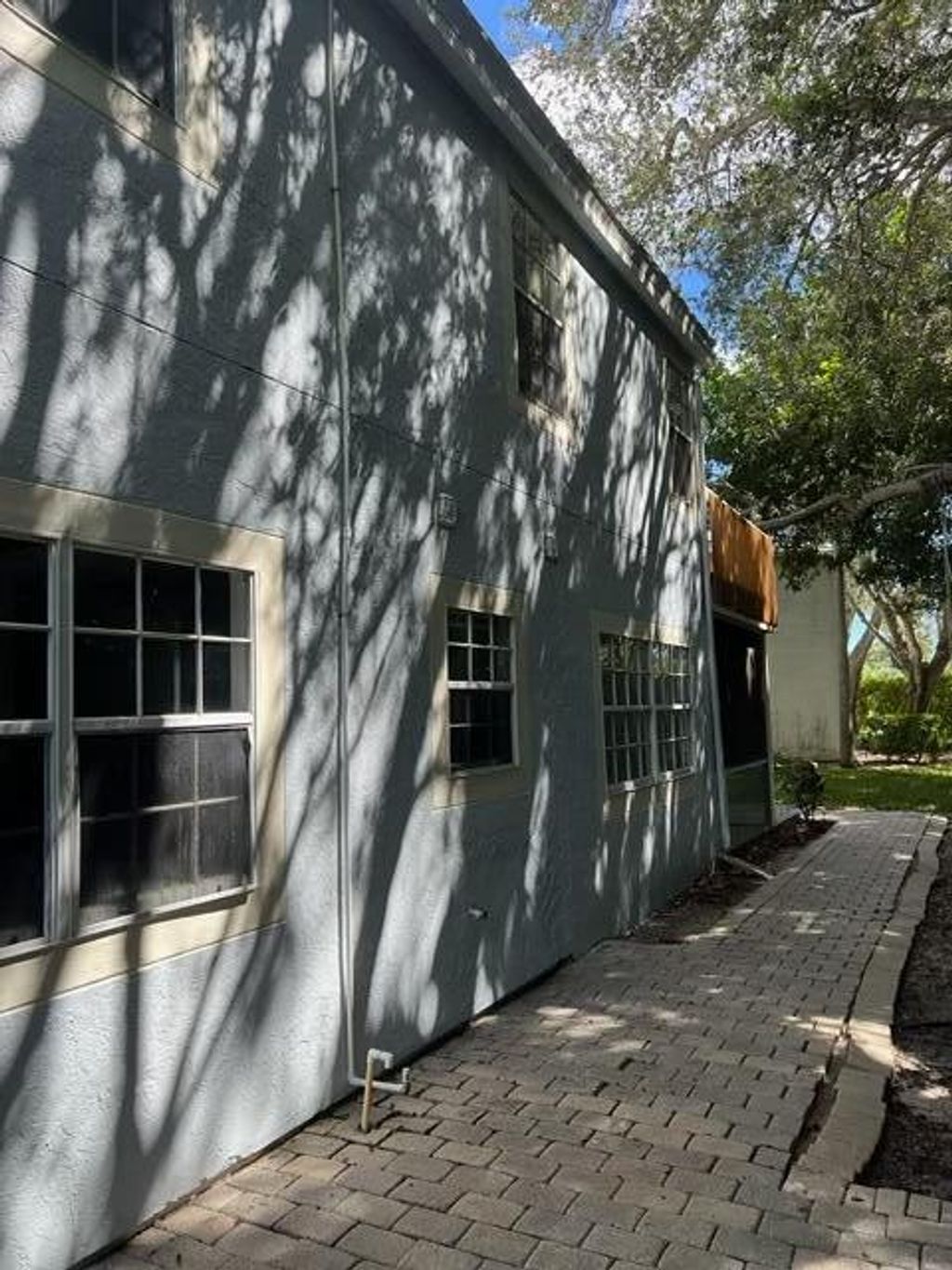 Photo of 18213 SE Fairview Circle, Jupiter, FL 33469 (MLS # R10902749)