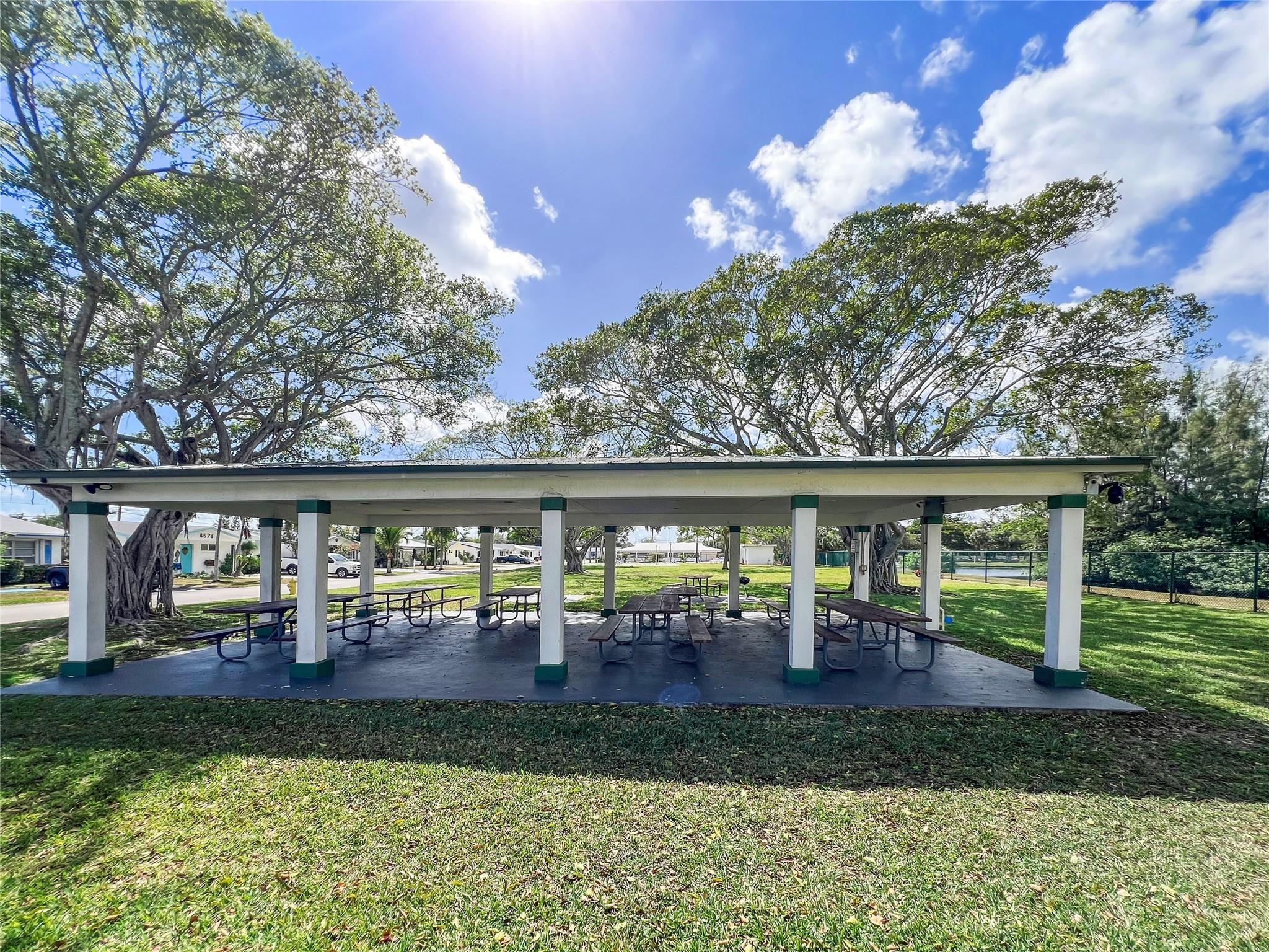 Tamarac Lakes 58-40 B - Residential