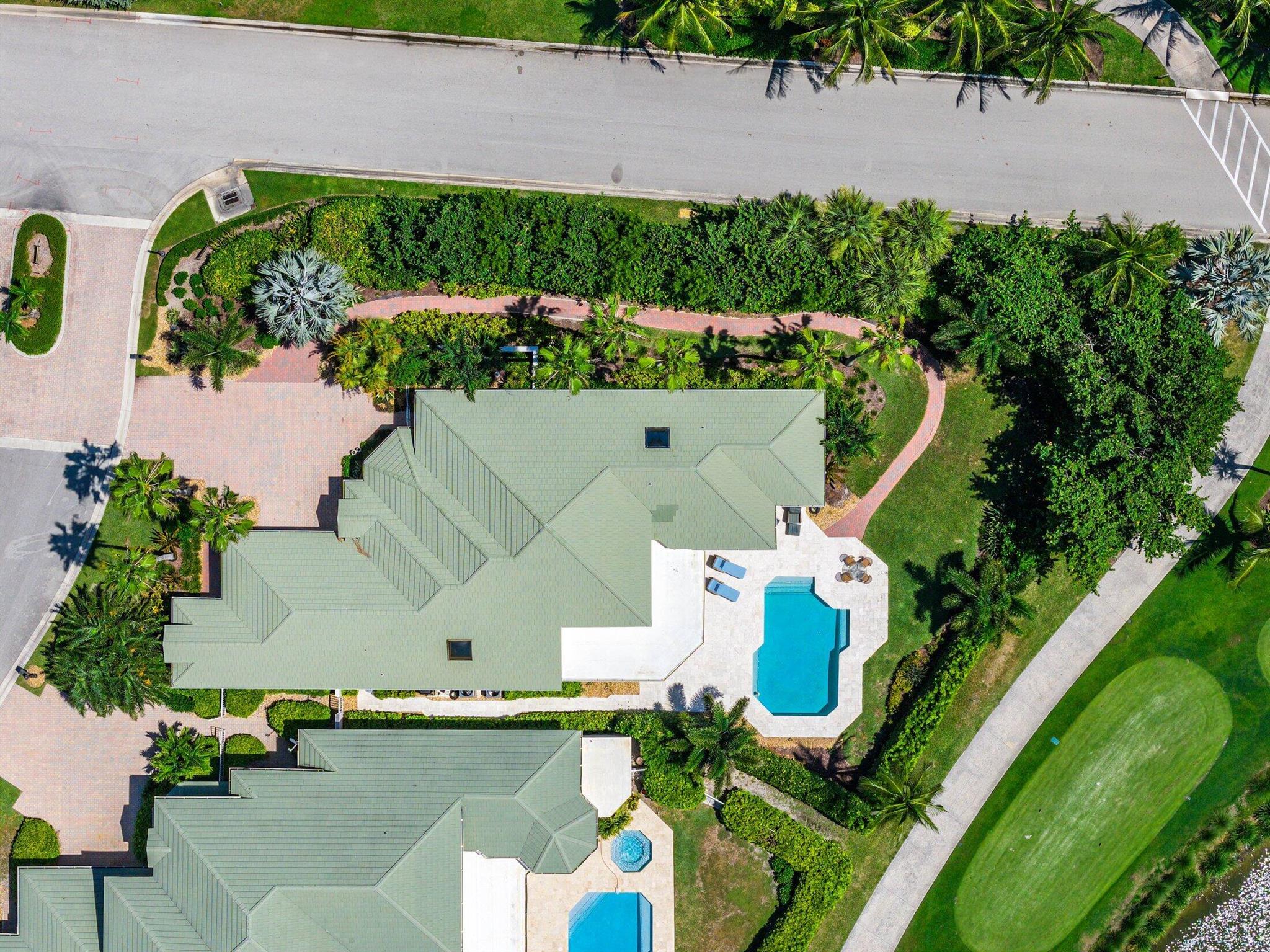 SAILFISH POINT - Residential