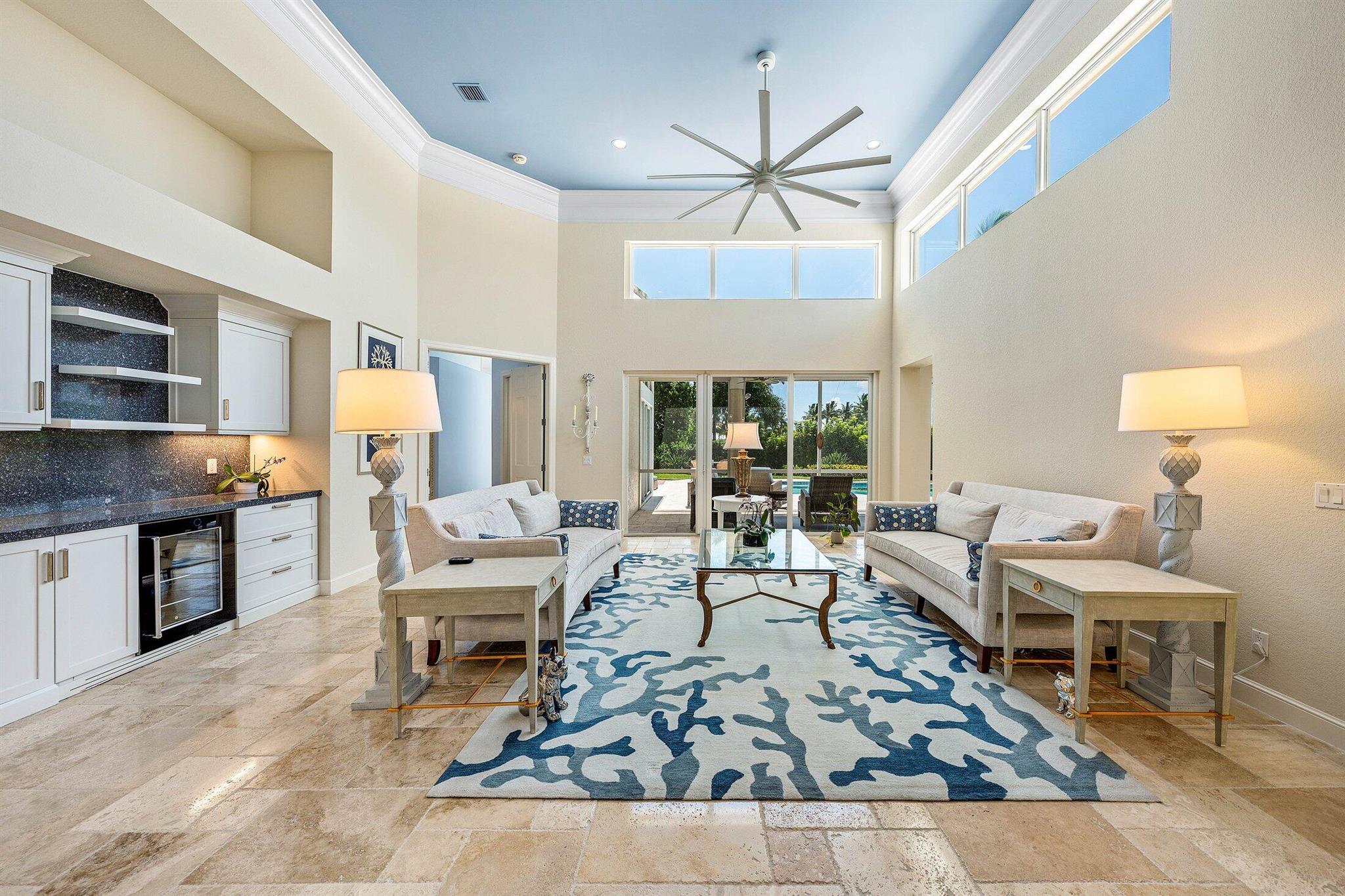 7000 SE Lakeview Terrace