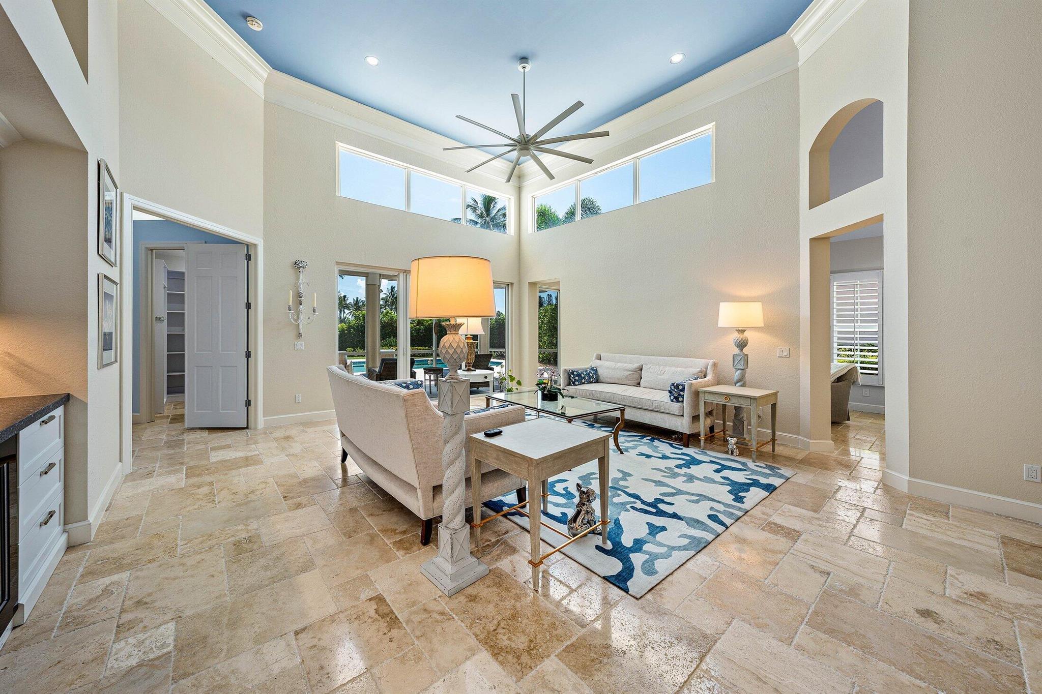 7000 SE Lakeview Terrace