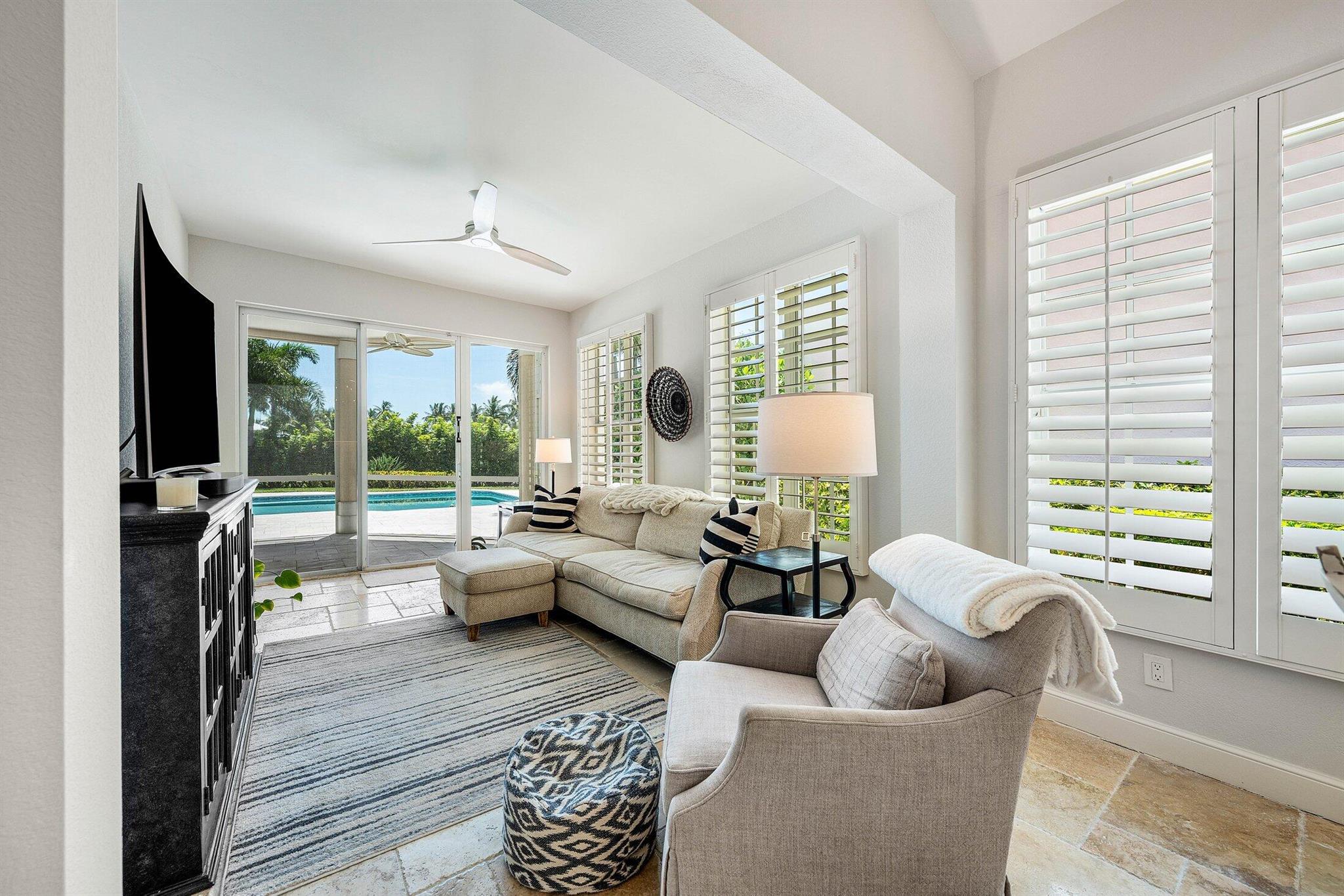 SAILFISH POINT - Residential