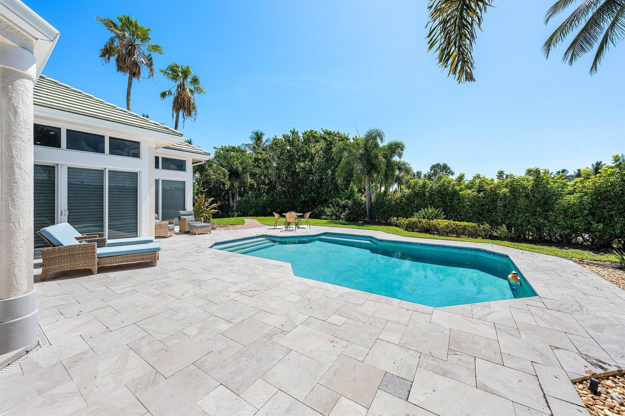 SAILFISH POINT - Residential