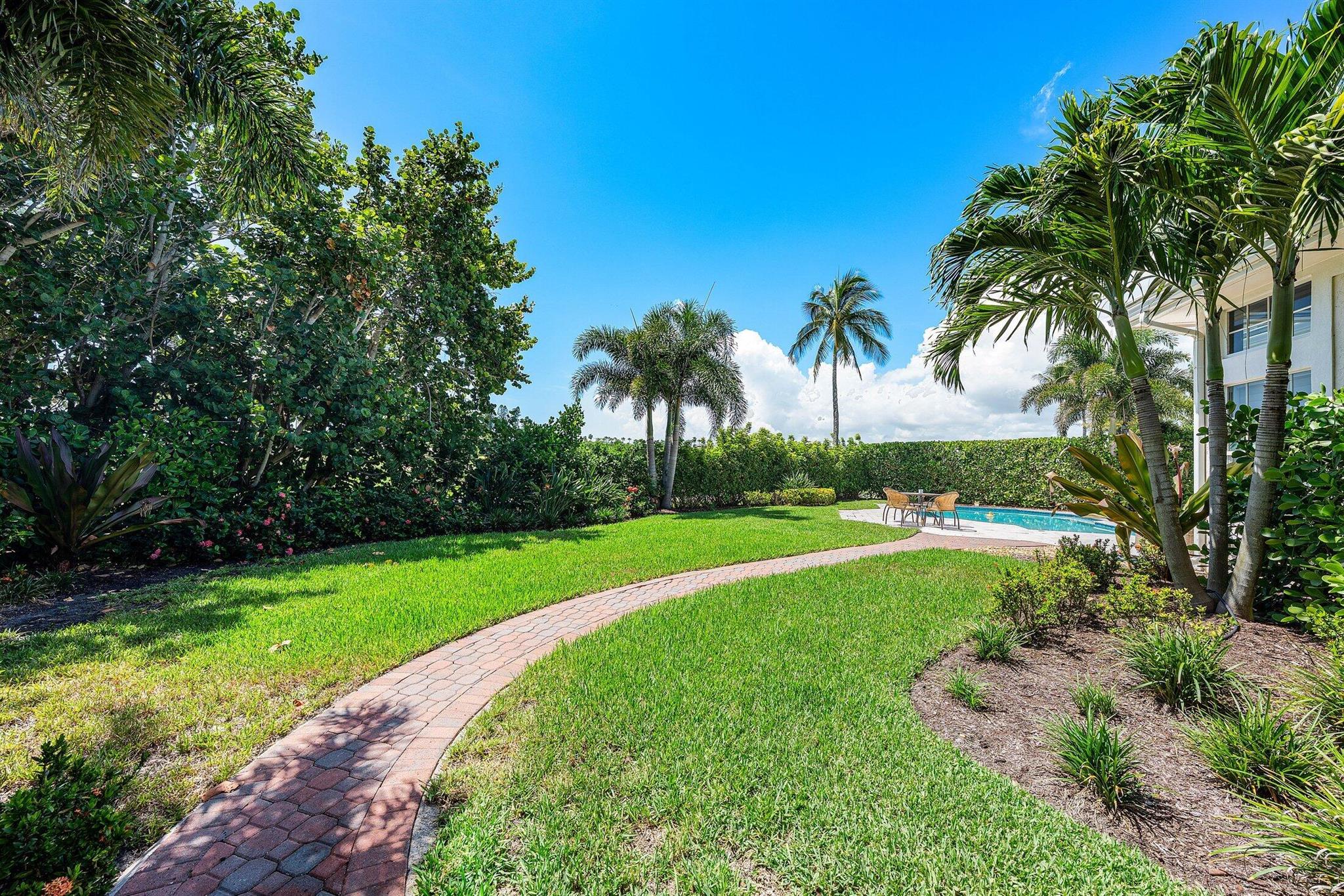 SAILFISH POINT - Residential