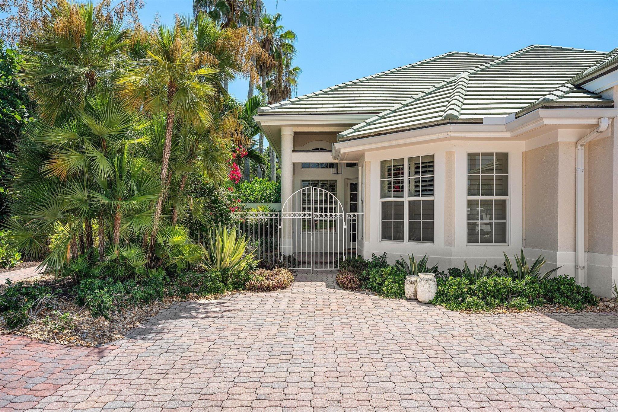 SAILFISH POINT - Residential