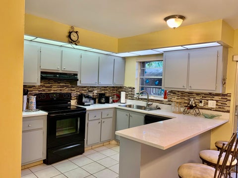 Tiny photo for 8115 SW 24 Th St #27d, North Lauderdale, FL 33068 (MLS # B26041544)