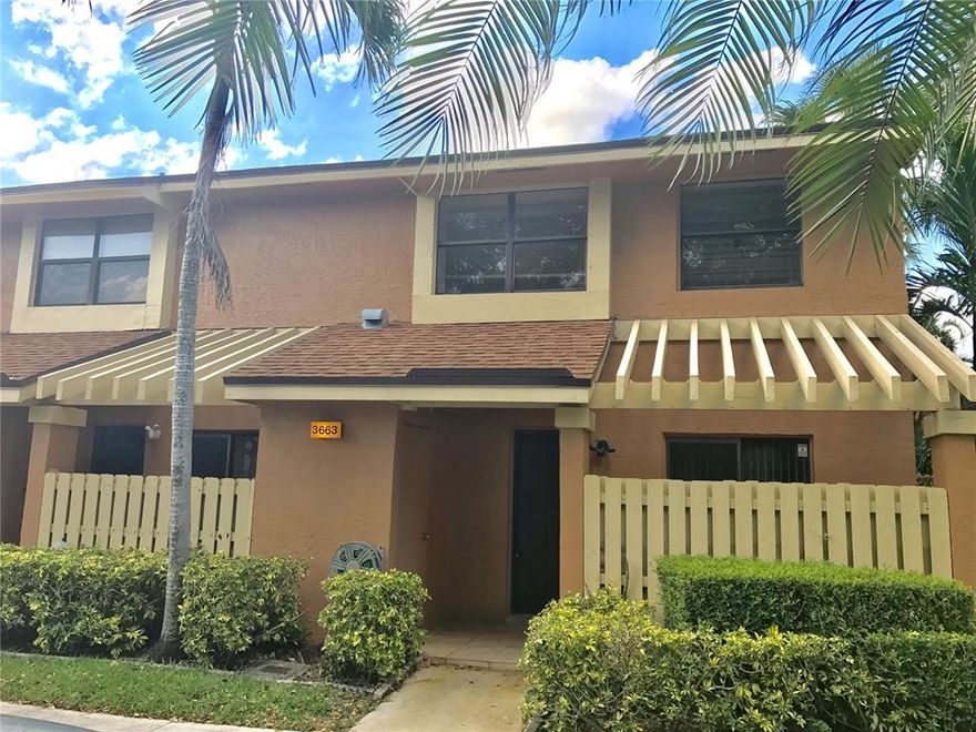 BEAUTIFUL LAKE VIEW WITH SCREENED PATIO. SPACIOUS 3 BEDROOM, 2.5 BATH TOWNHOUSE. WELL MAINTAINED WITH VAULTED CEILING IN THE BEDROOMS. TILE THROUGHOUT FIRST FLOOR. WOOD THROUGHOUT THE SECOND FLOOR AND STEPS. MASTER WALK-IN CLOSETS. OUTSIDE STORAGE CLOSET . THE TOWNSHIP OFFERS TONS OF AMENITIES: GYM, HEATED POOLS, TENNIS, EXERCISE ROOM, SAUNA, PLAY AREA, PERFORMING ARTS THEATER, CLASSES AND MUCH MORE. GREAT LOCATION CLOSE TO MAJOR HIGHWAYS, TURNPIKE, SAWGRASS EXPRESSWAY, I- 95 AND SHOPPING. SMALL PET OK.