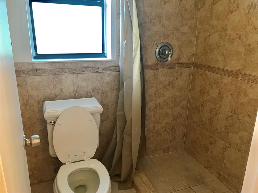 GOLDEN RAINTREE VI - Residential