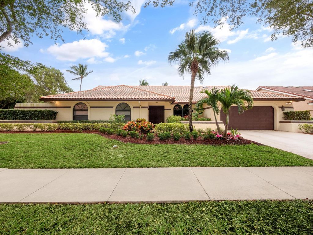 Photo of 3998 NW 27th Avenue, Boca Raton, FL 33434 (MLS # R10964938)