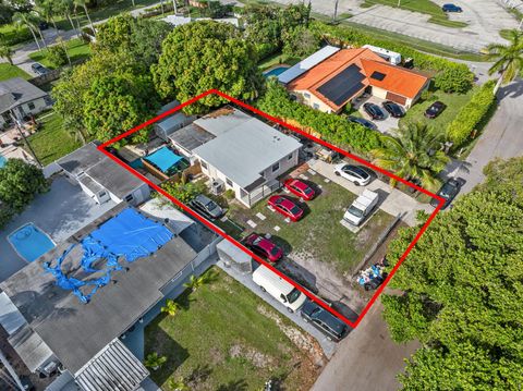 4281 Forest Lane Palm Springs FL 33406