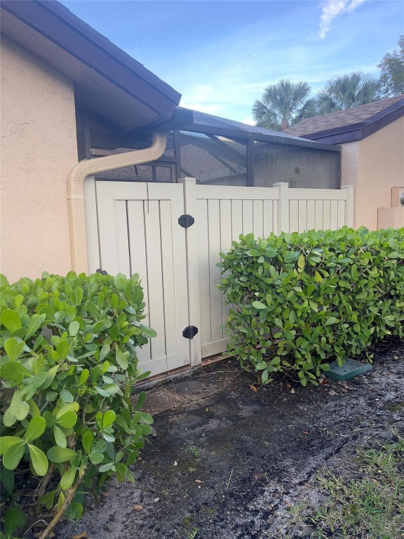 APPLEWOOD VILLAGE 1 - Residential