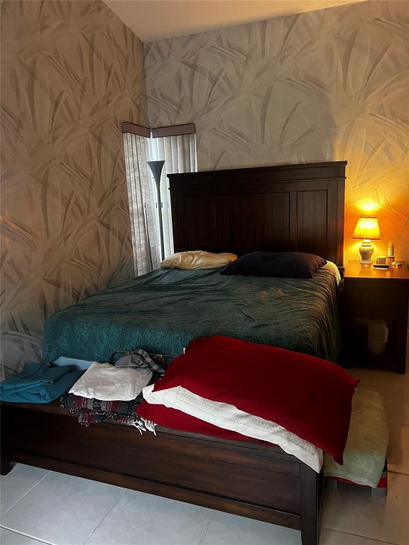 APPLEWOOD VILLAGE 1 - Residential