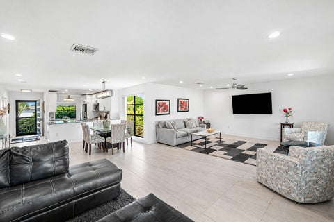 Tiny photo for 21 Southport Lane #B, Boynton Beach, FL 33436 (MLS # B26089752)