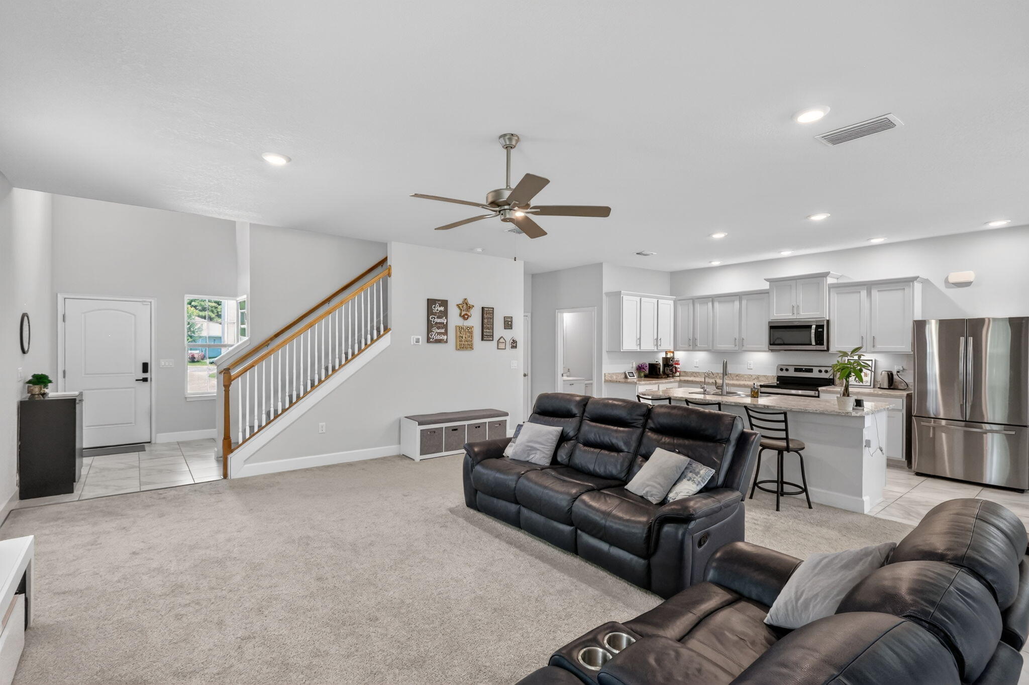 RIVER PLACE ON THE ST LUCIE NO 10 1ST REPLAT - Residential