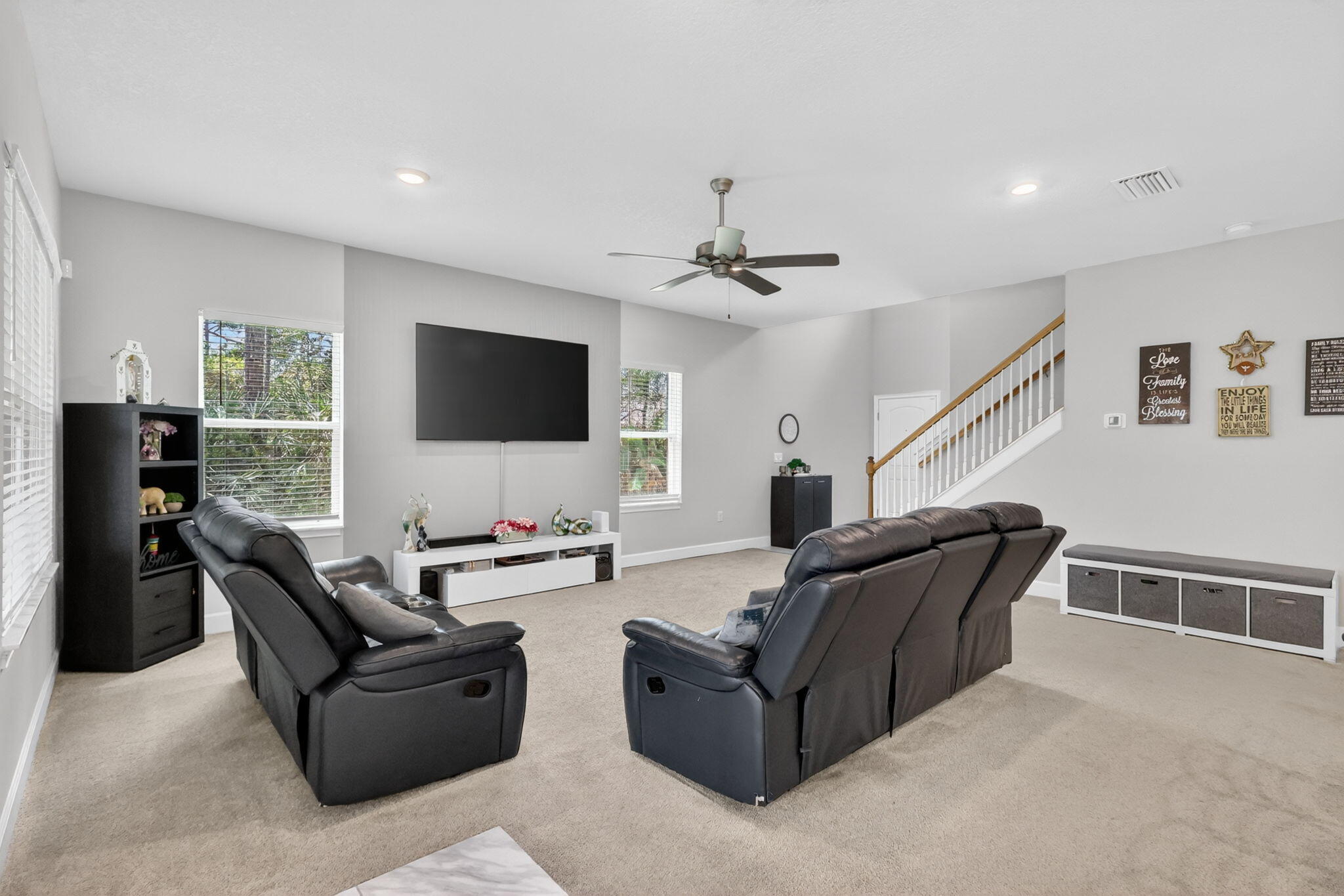 RIVER PLACE ON THE ST LUCIE NO 10 1ST REPLAT - Residential