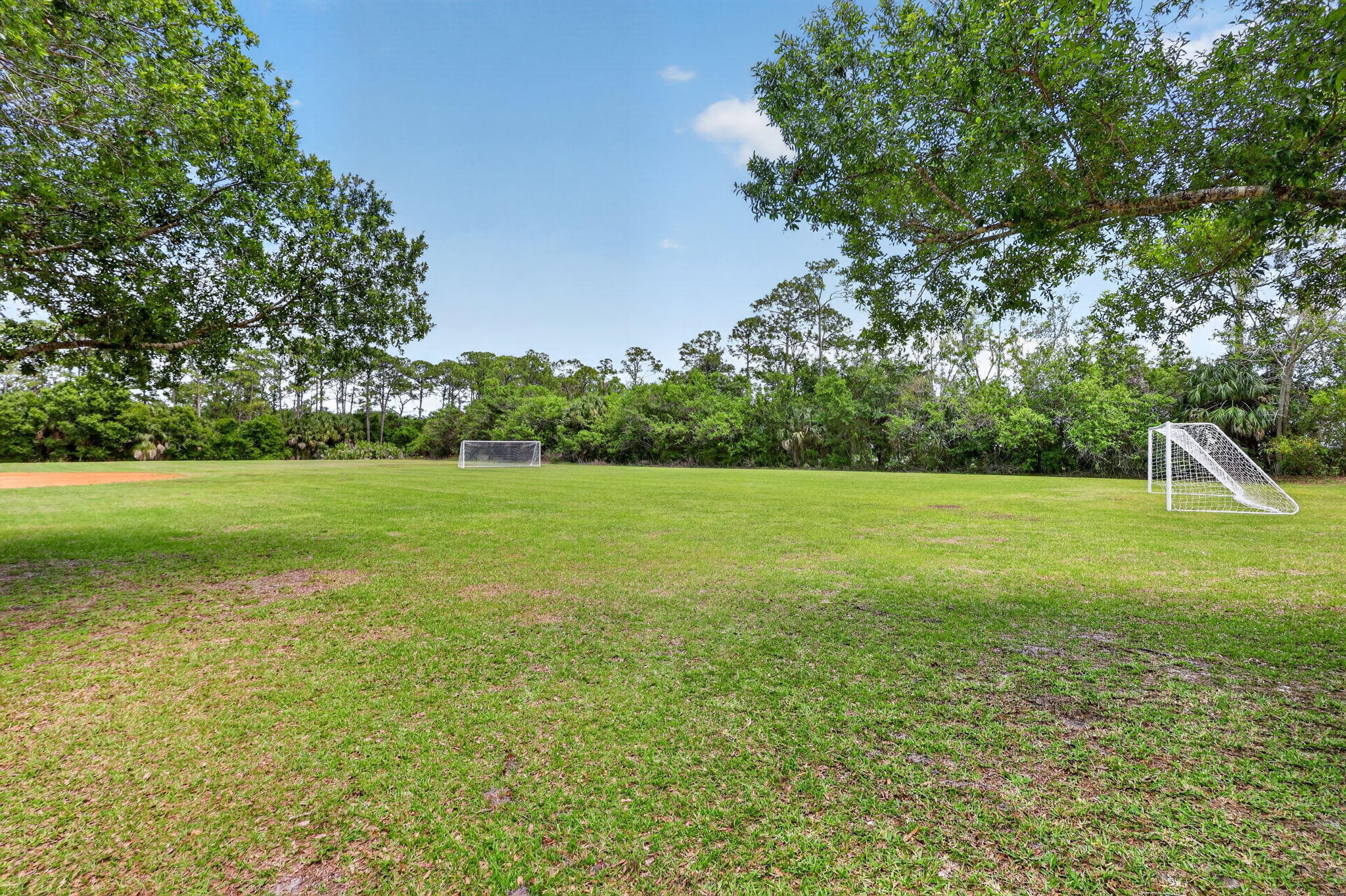 RIVER PLACE ON THE ST LUCIE NO 10 1ST REPLAT - Residential