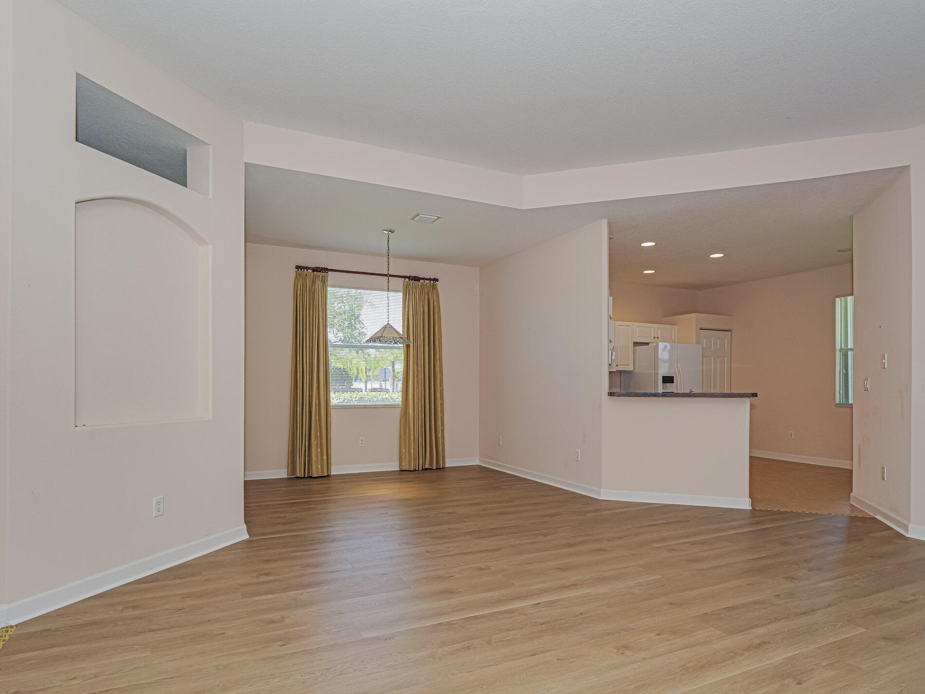 BROOKFIELD AT TRILLIUM PHASE A - Residential