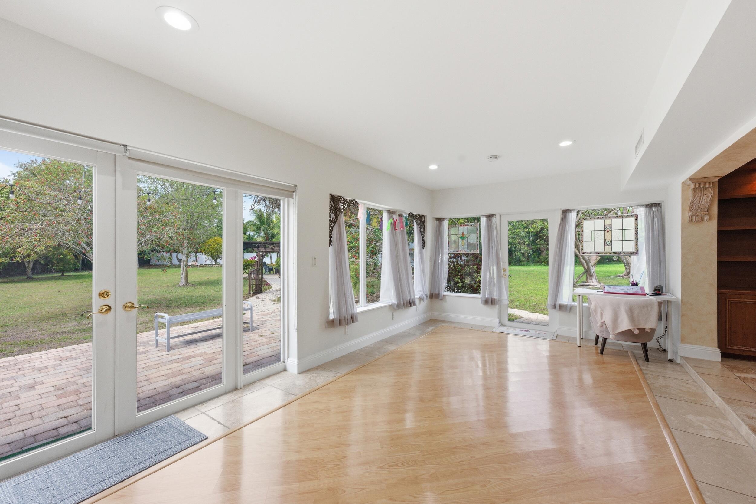 GREEN ACRES/FL FRUITLANDS - Residential