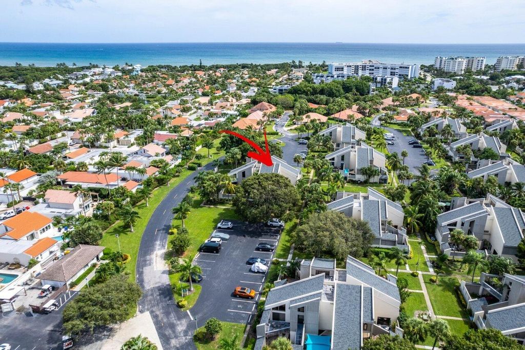 Photo of 1605 S Us Highway 1 #3h, Jupiter, FL 33477 (MLS # R10928822)