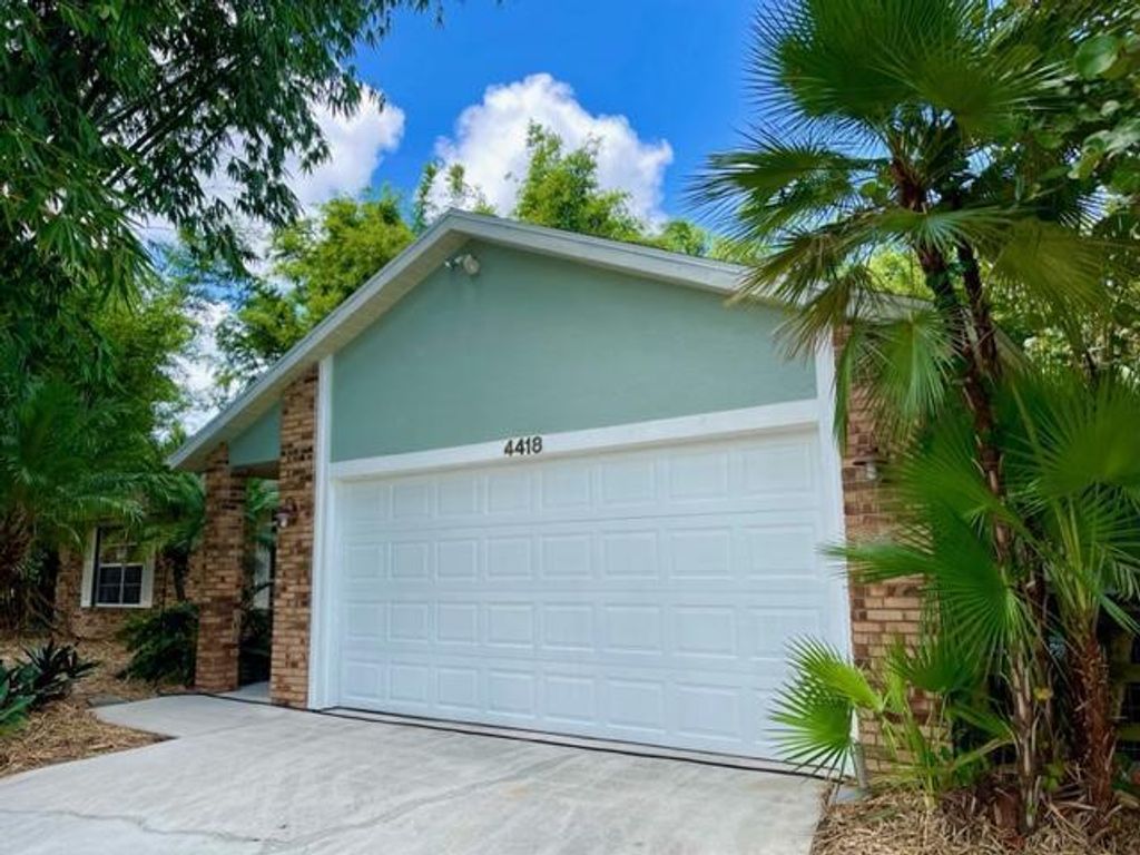 Photo of 4418 SW Farmington Street, Port St Lucie, FL 34953 (MLS # R10922346)