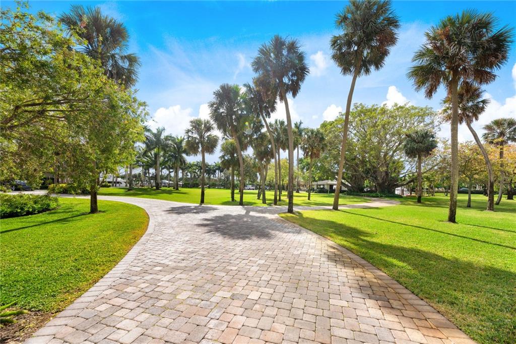 BOSSERT ISLES - Residential