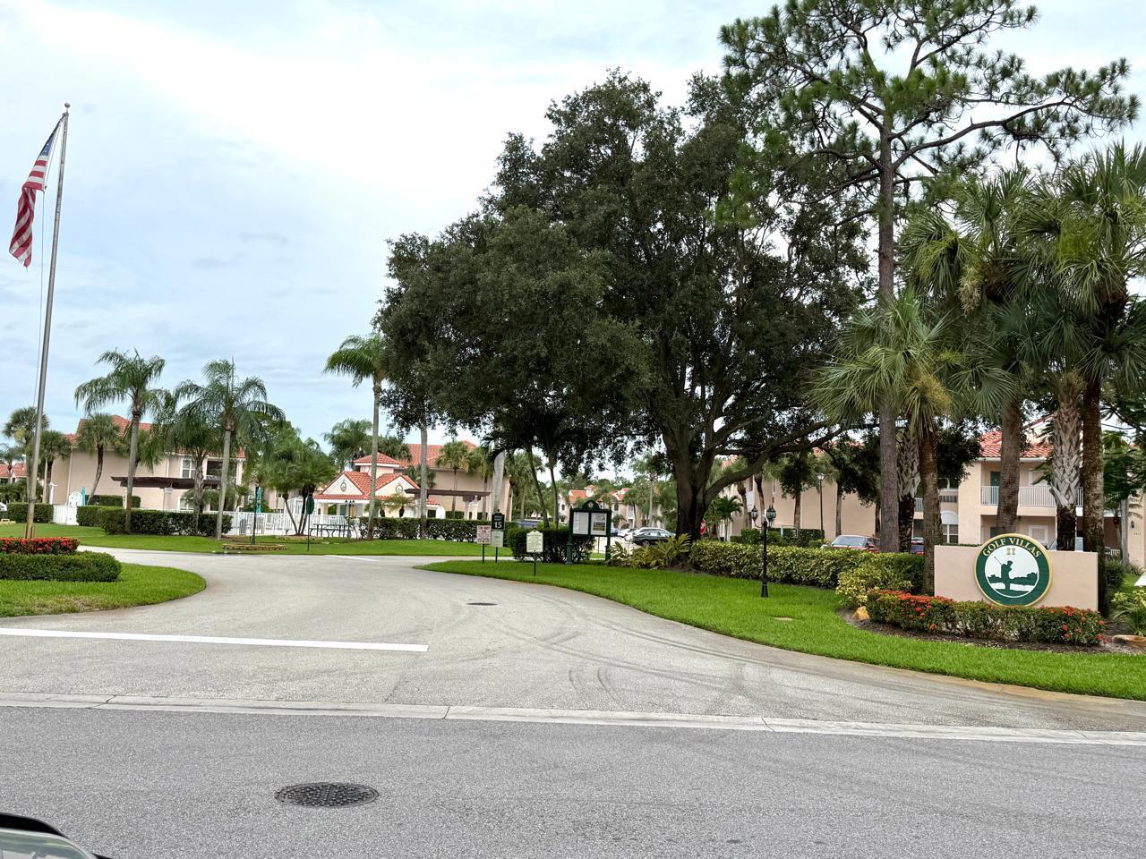 GOLF VILLAS II CONDOMINIUM - Residential