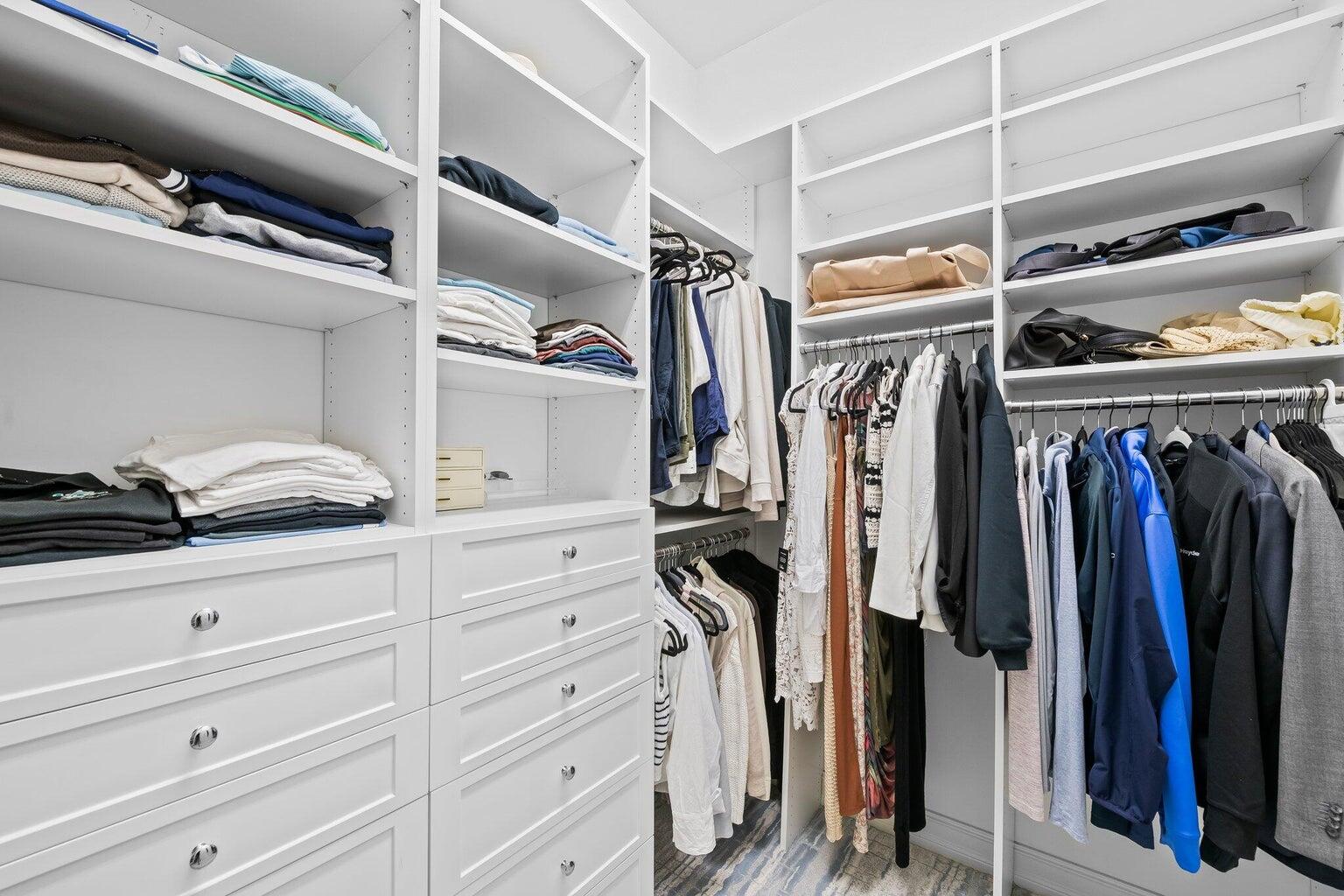 CANNERY ROW - Residential