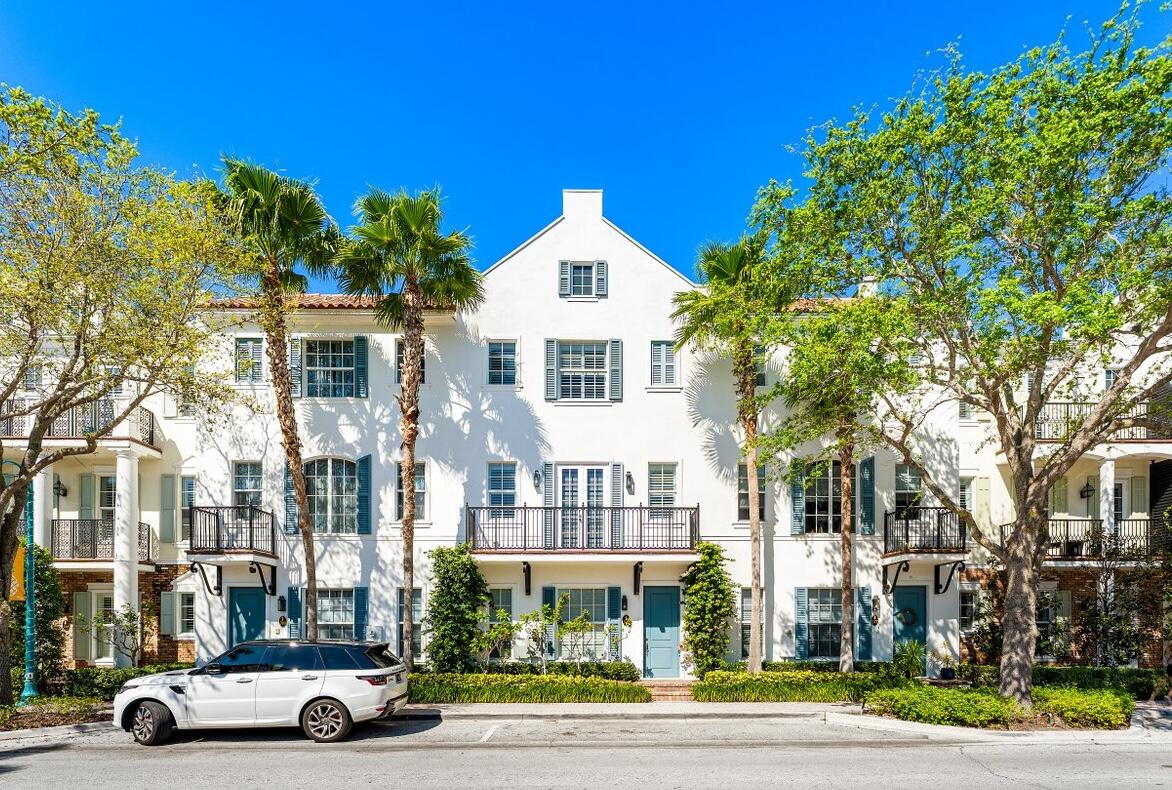 CANNERY ROW - Residential