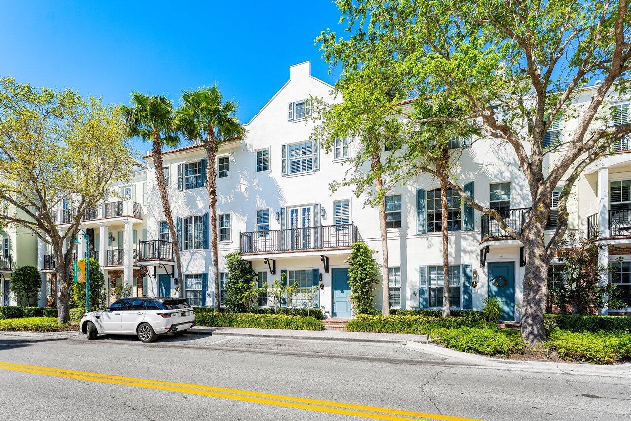 CANNERY ROW - Residential