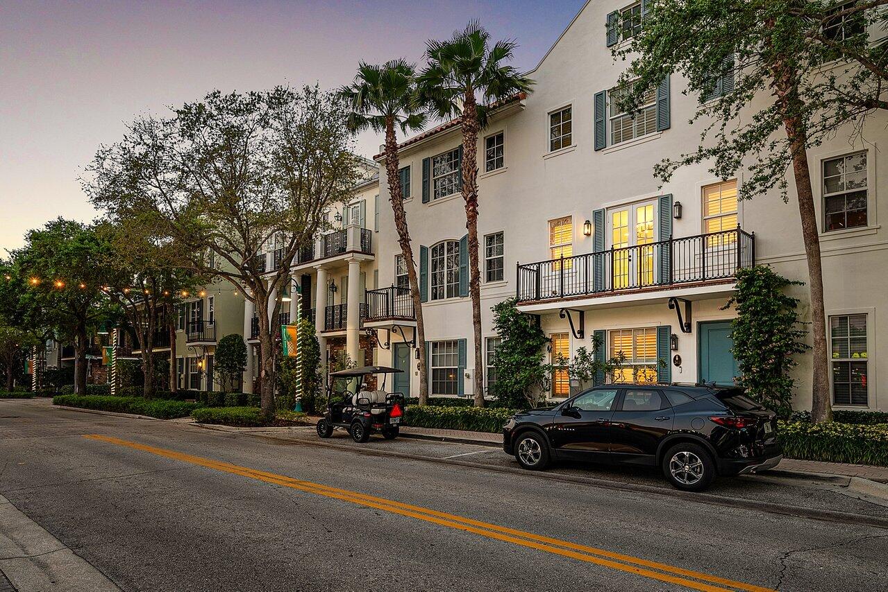 CANNERY ROW - Residential