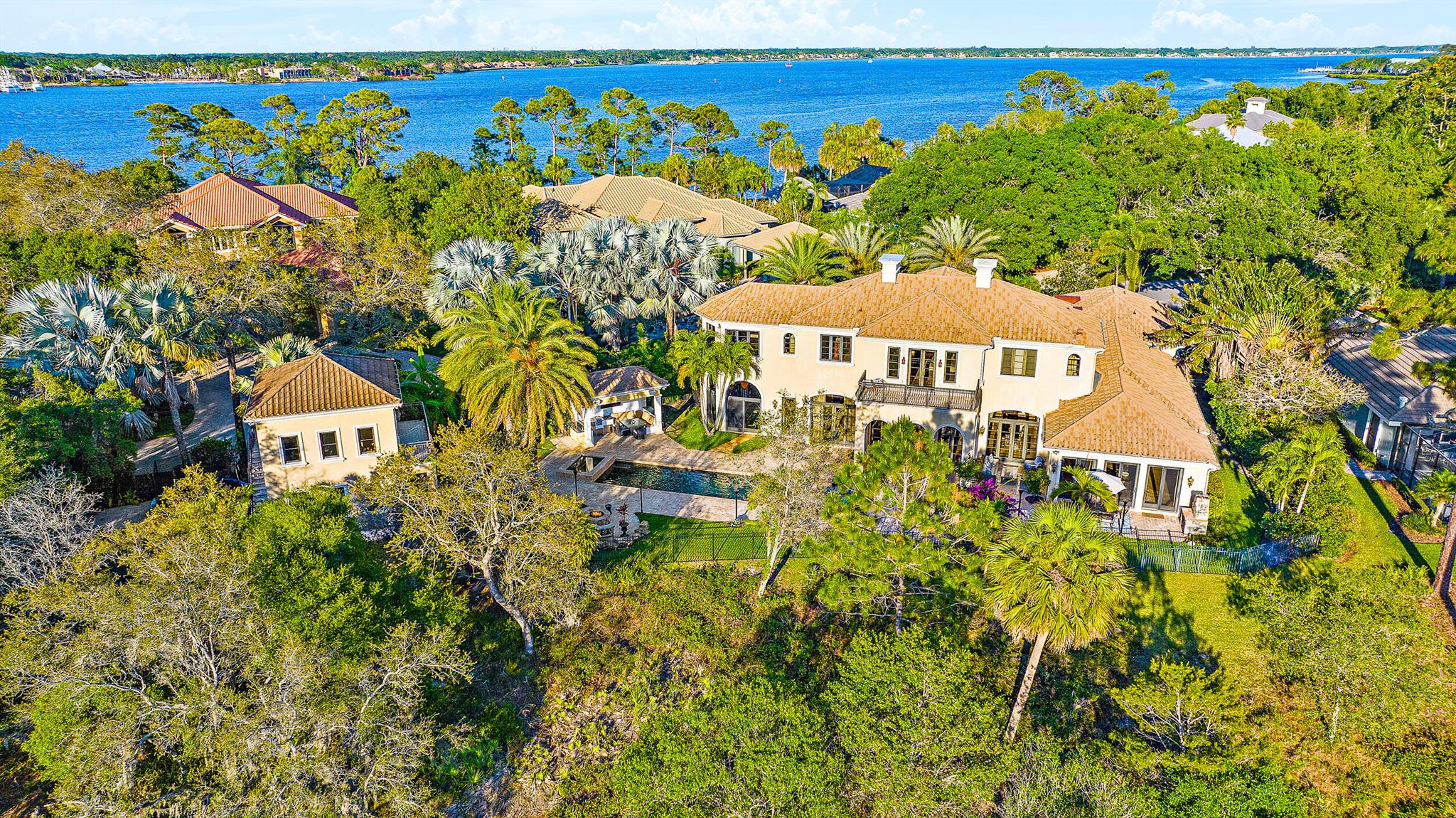 Harbour Ridge - Residential