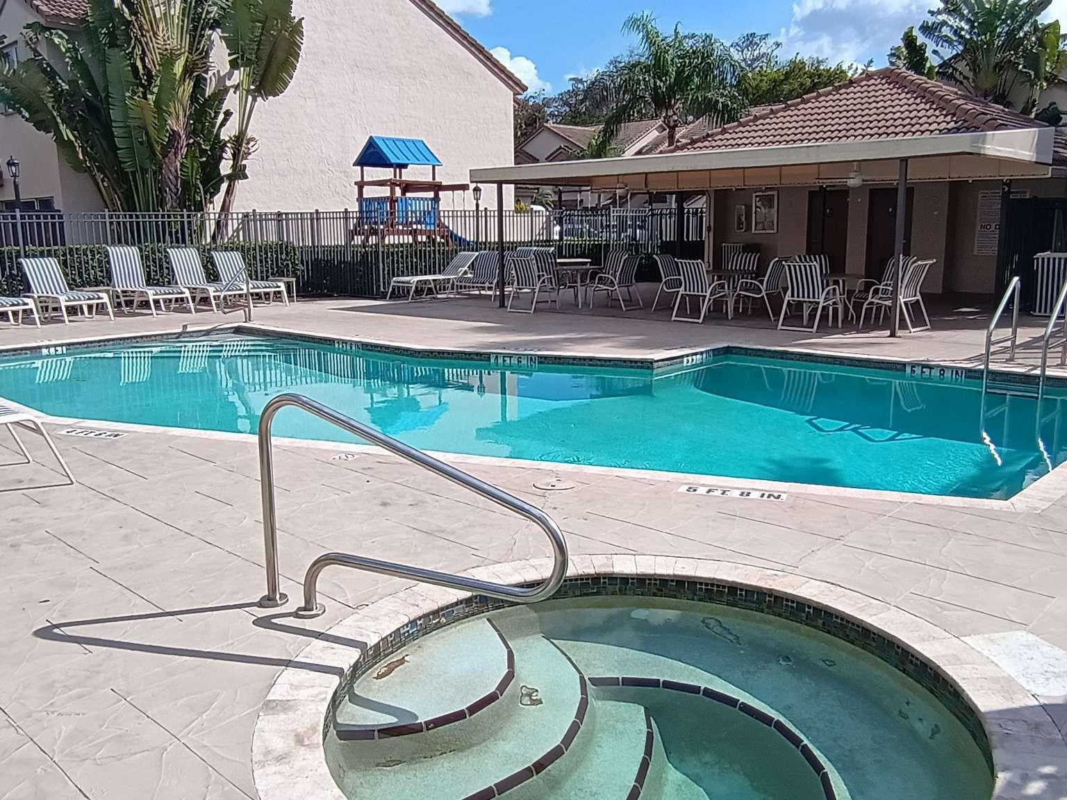 Coral Lake at Boca Raton - Residential