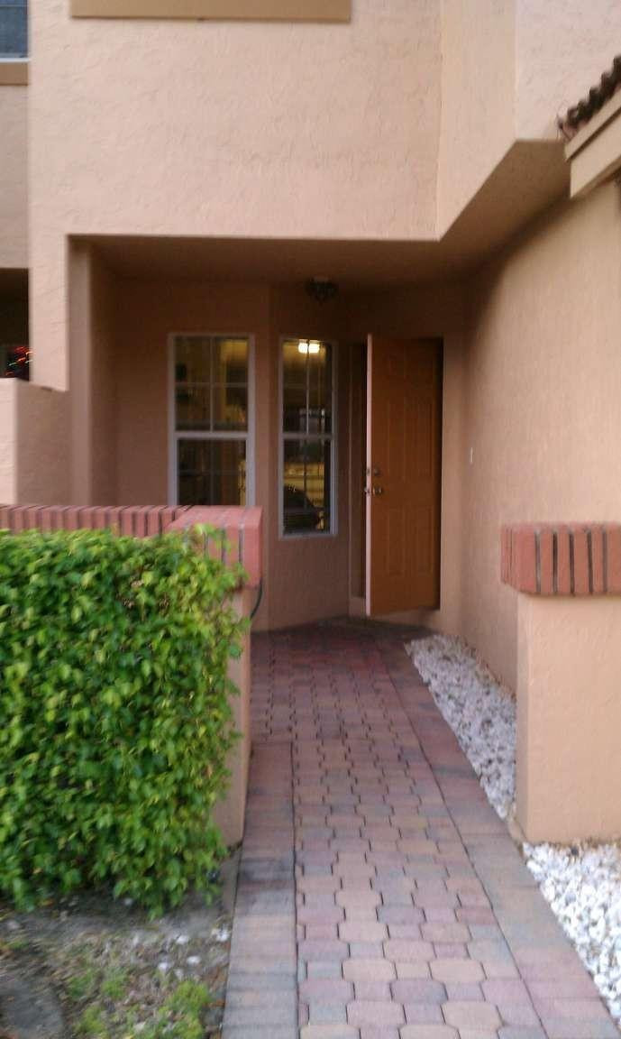 Coral Lake at Boca Raton - Residential