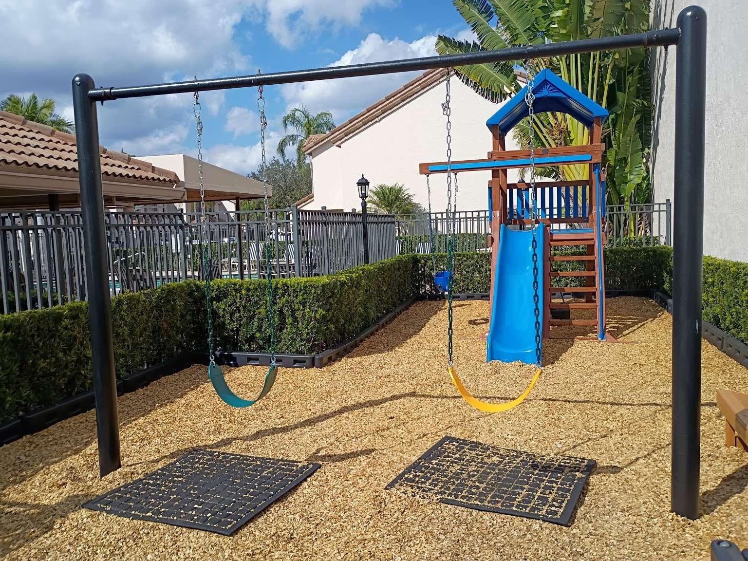 Coral Lake at Boca Raton - Residential