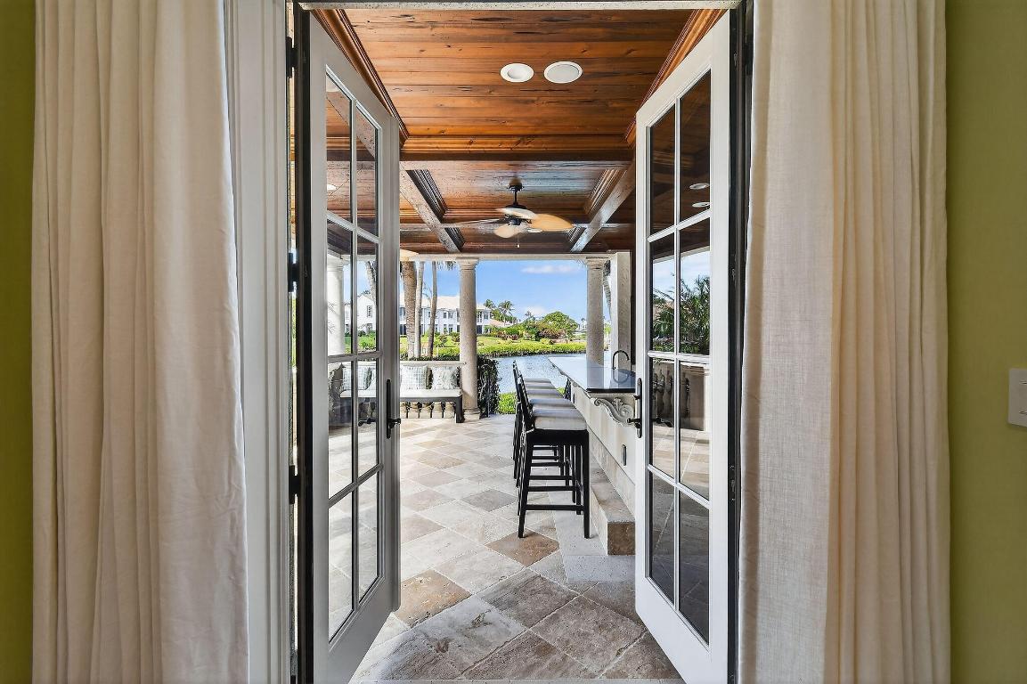 ADMIRALS COVE - Residential