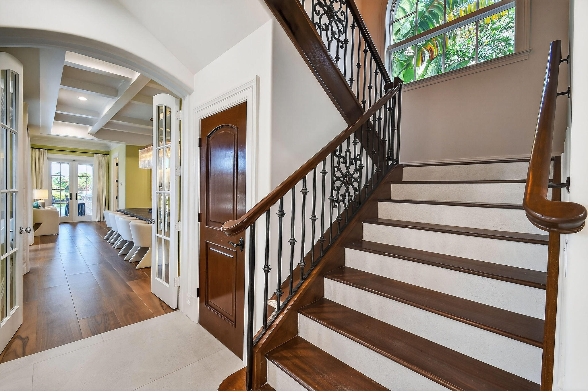 ADMIRALS COVE - Residential